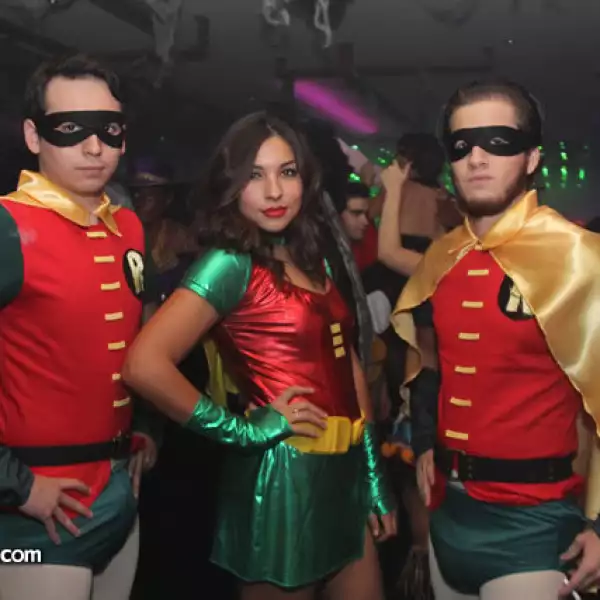 La%u0301zaro Garza,Alejandra Gonza%u0301lez y Santiago Garza