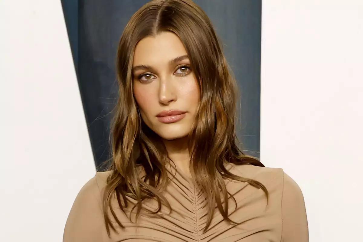 Hailey Bieber