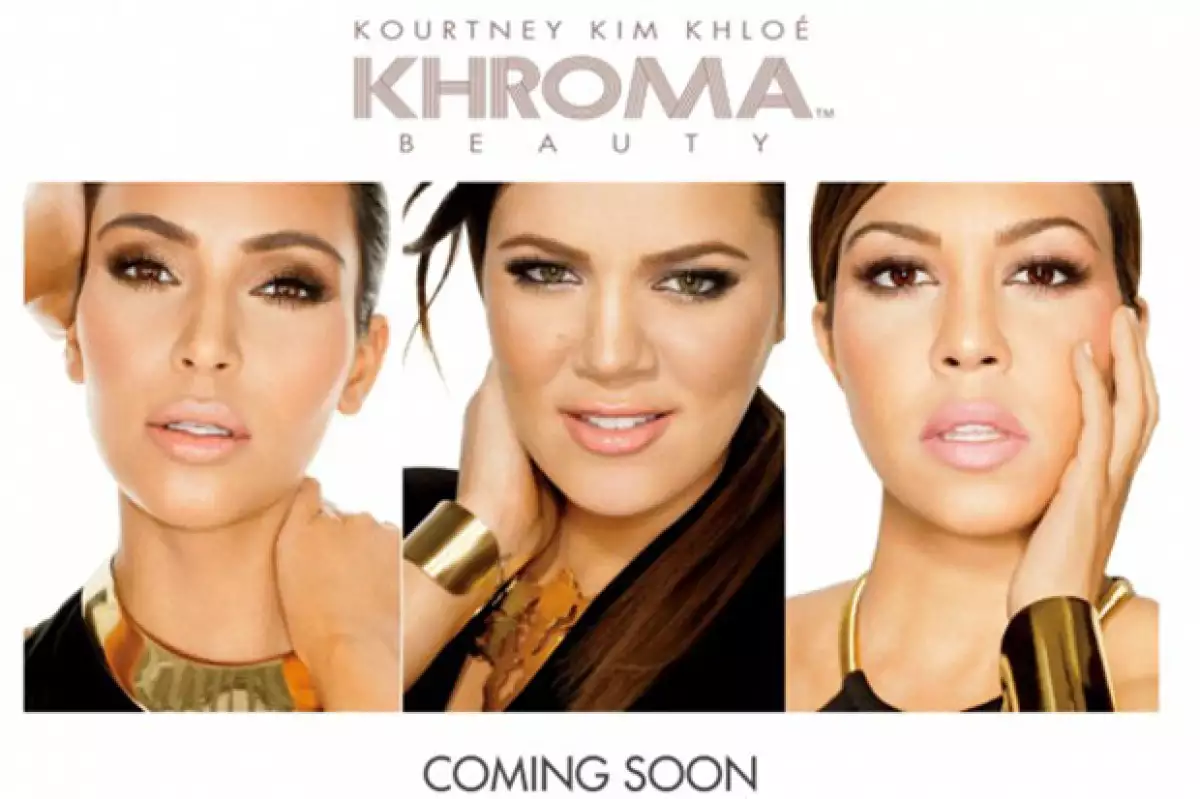 Kourtney, Kim y Khloe lanzaron su marca llamada “Khroma” la cual se podrá adquirir a partir de diciembre, fechas perfectas para comprar.