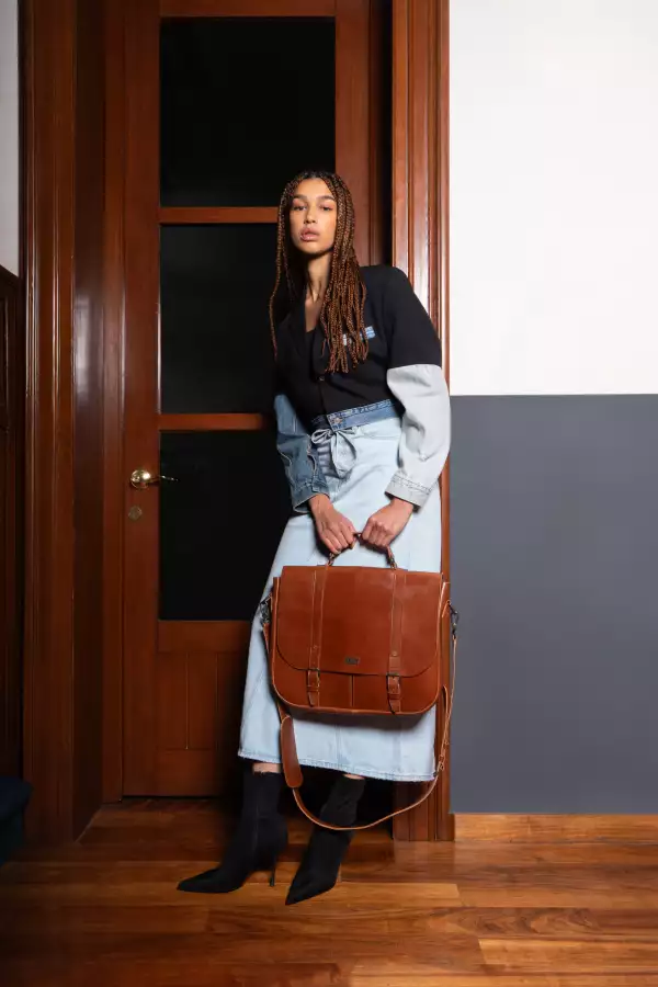 Conoce la nueva línea de bolsas de Levi's, perfecta para un workaholic 1.jpg
