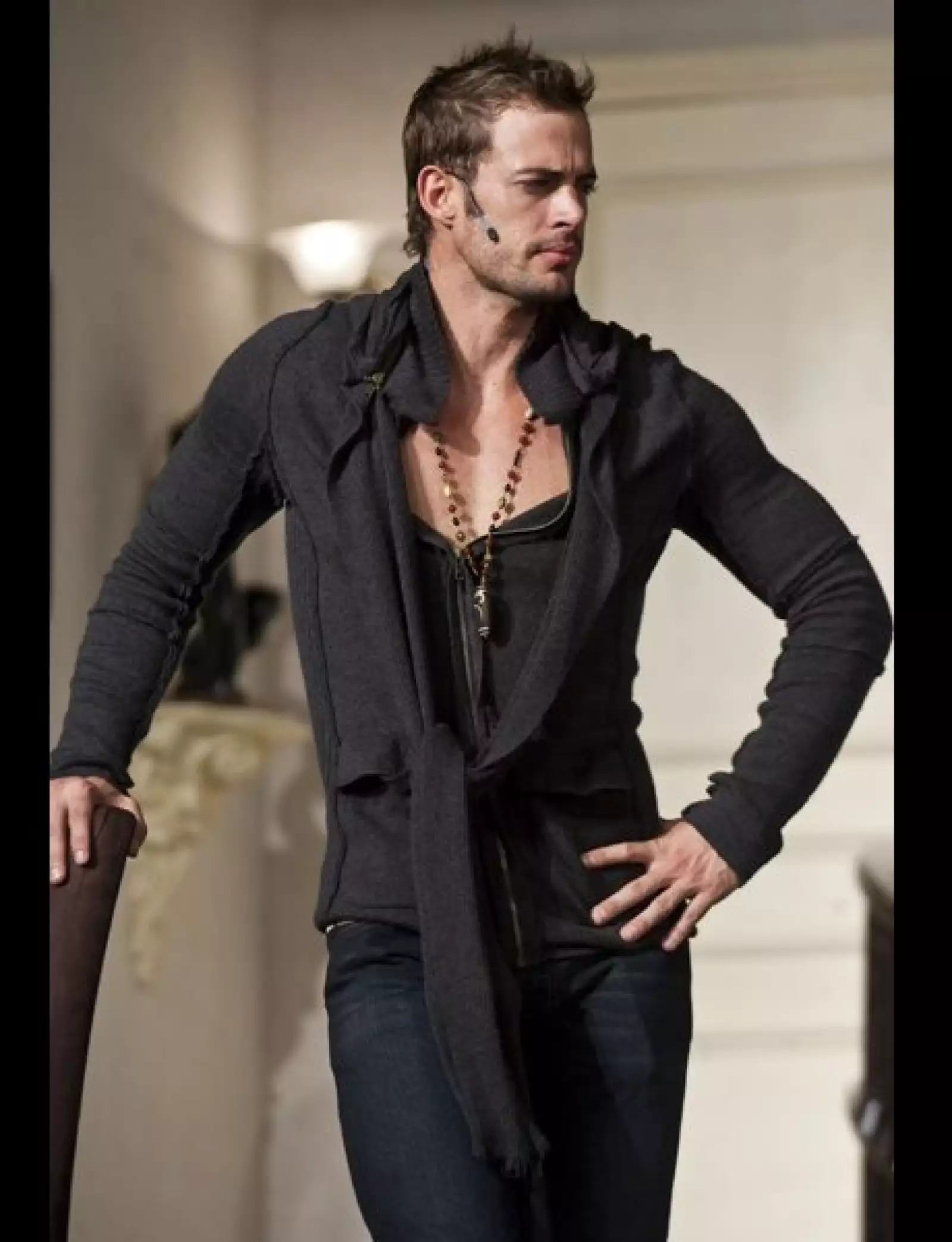 El actor cubano protagoniza la obra Un amante a la medida.