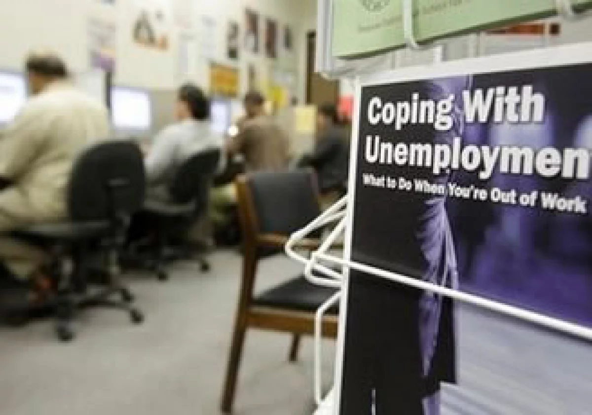 La tasa de desempleo en EU subió a 9.7% en agosto, su peor nivel en 26 años. (Foto: AP)