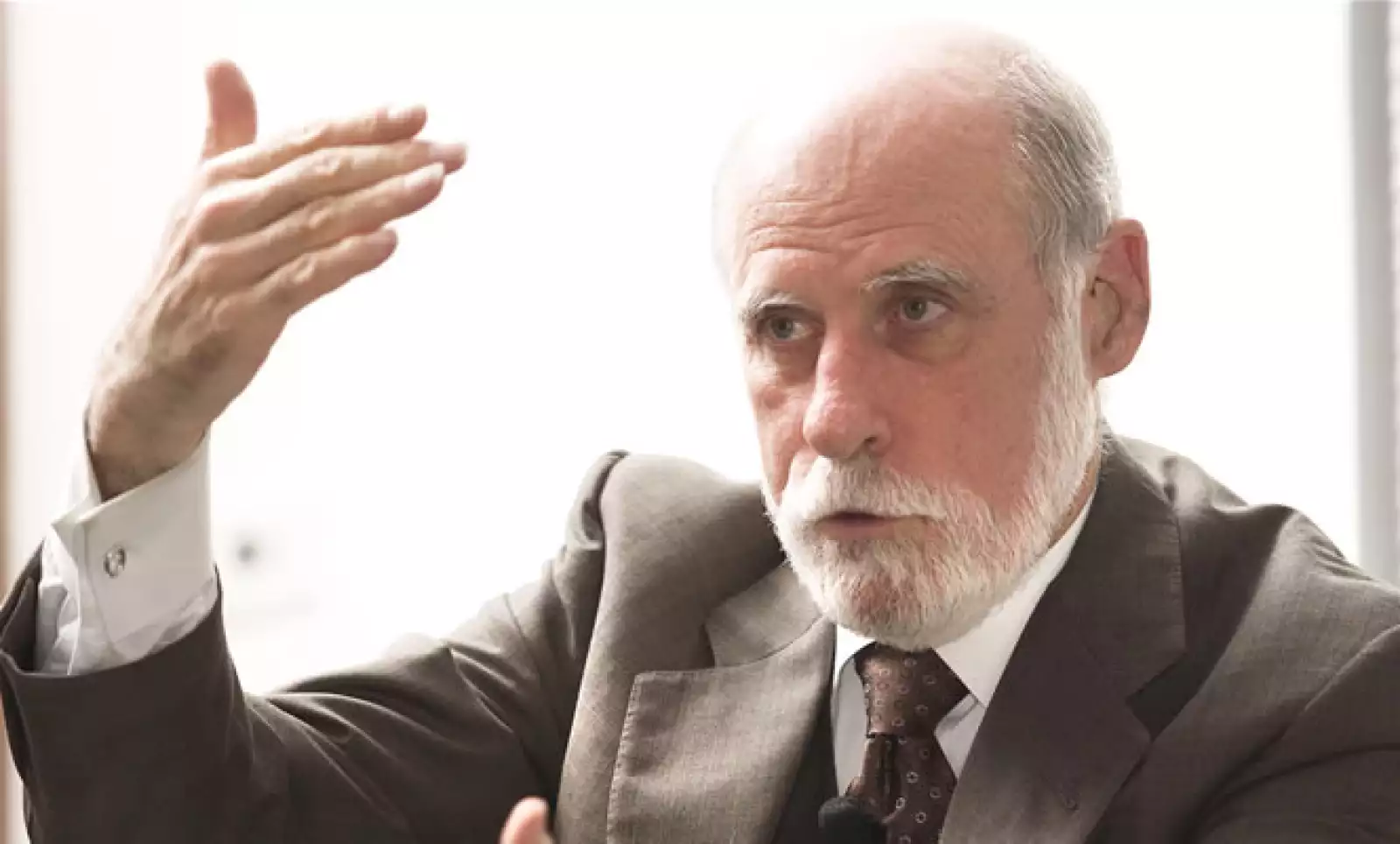 Vinton Cerf, el llamado “padre de Internet” y vicepresidente de Google, dijo en una conferencia realizada el miércoles en el Lunario del Auditorio Nacional del DF que el protocolo de comunicación espacial podría lanzarse en 2010.