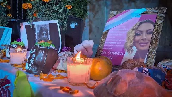 Ofrenda Transfeminicidios CDMX