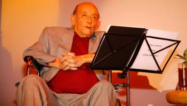 El escritor falleció a los 66 años de edad víctima de cáncer.