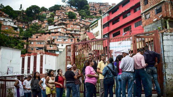 Acuden a las urnas