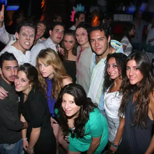 Fiesta de Haloween Taizz.