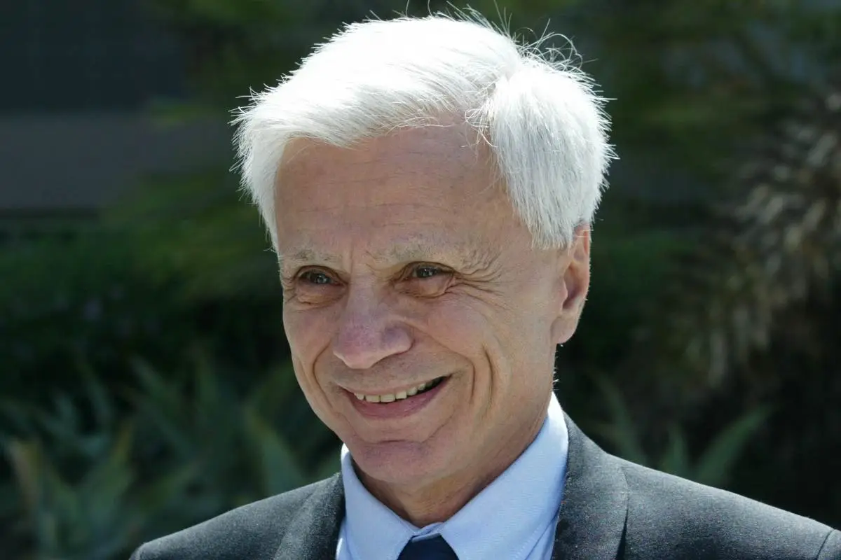 robert-blake.jpg