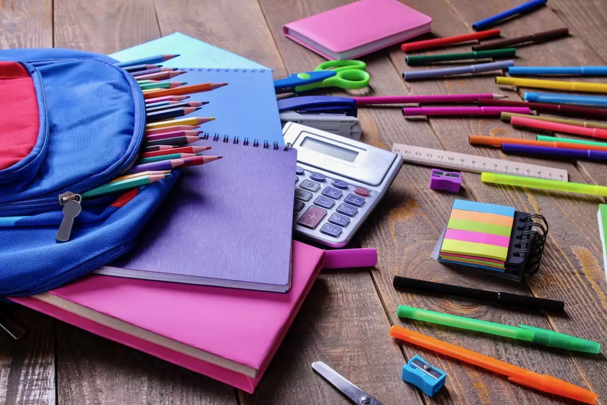 SEP confirma la lista de útiles escolares 2025-2026 para preescolar, primaria y secundaria