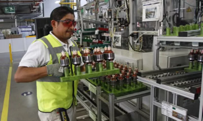 empleado manufactura