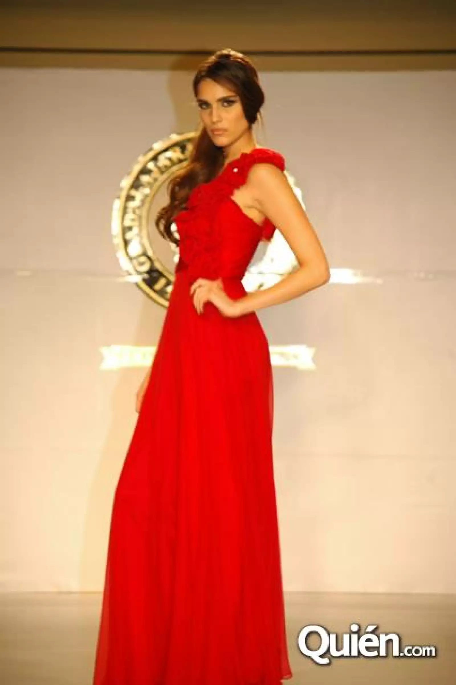 Desfile Elda Watanabe