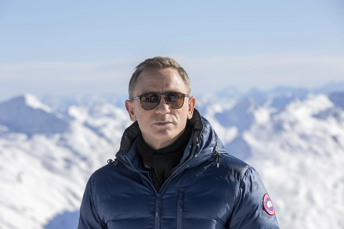 Daniel Craig