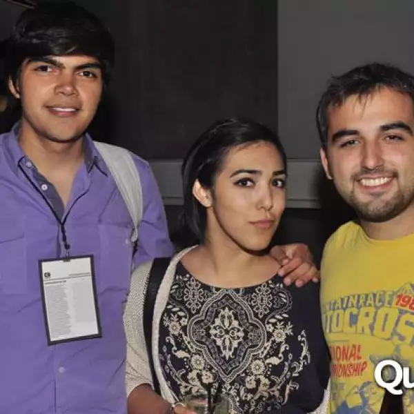 Kevin Charles,Anette Sánchez y Javier Halley