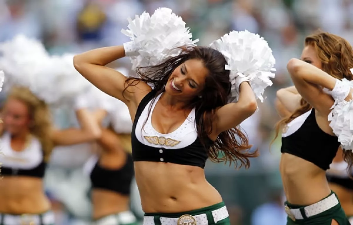 Cameron Diaz, en octavo lugar; Salma Hayek, en noveno; Sofía Vergara, en décimo.