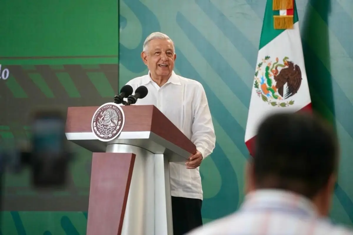 AMLO-parque-huatulco.jpeg