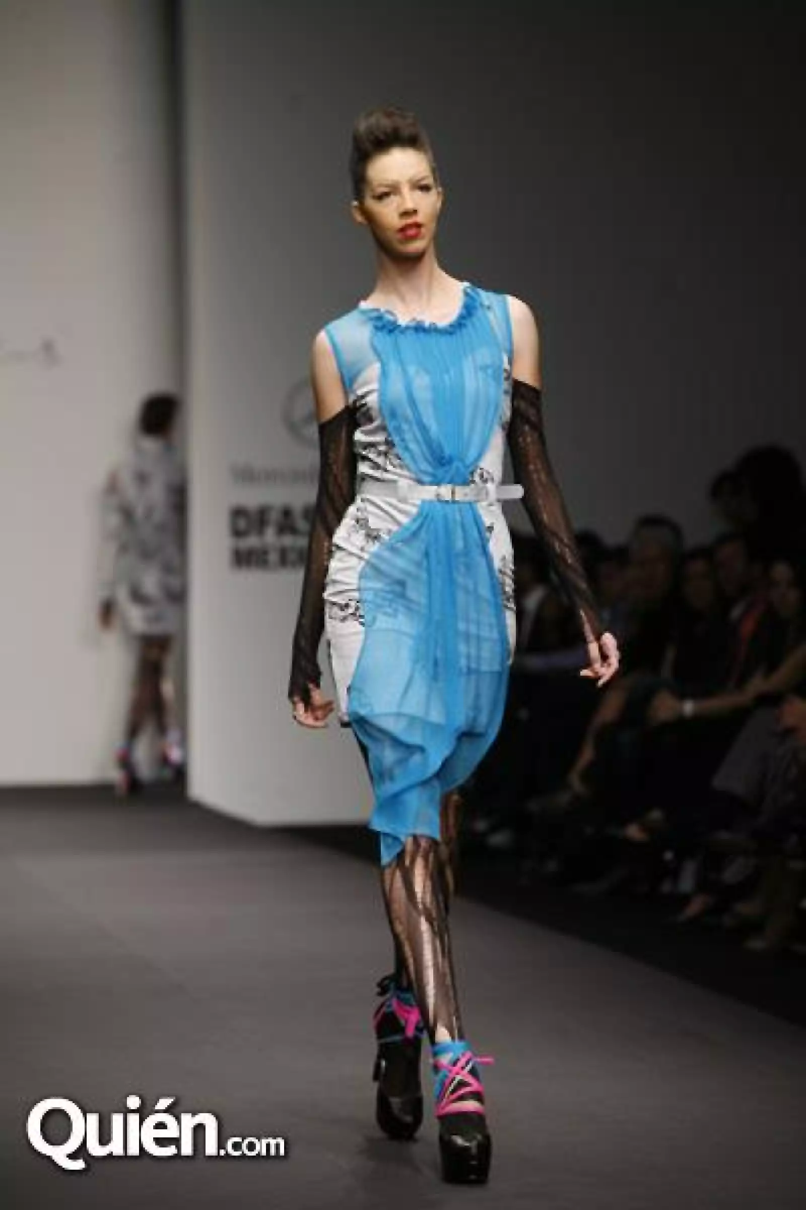 MBDF Pasarela Contempo Busca