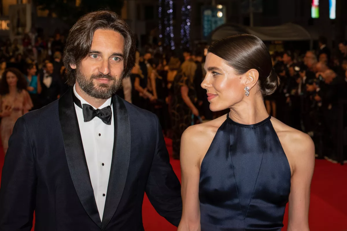 Dimitri Rassam y Carlota Casiraghi están muy enamorados