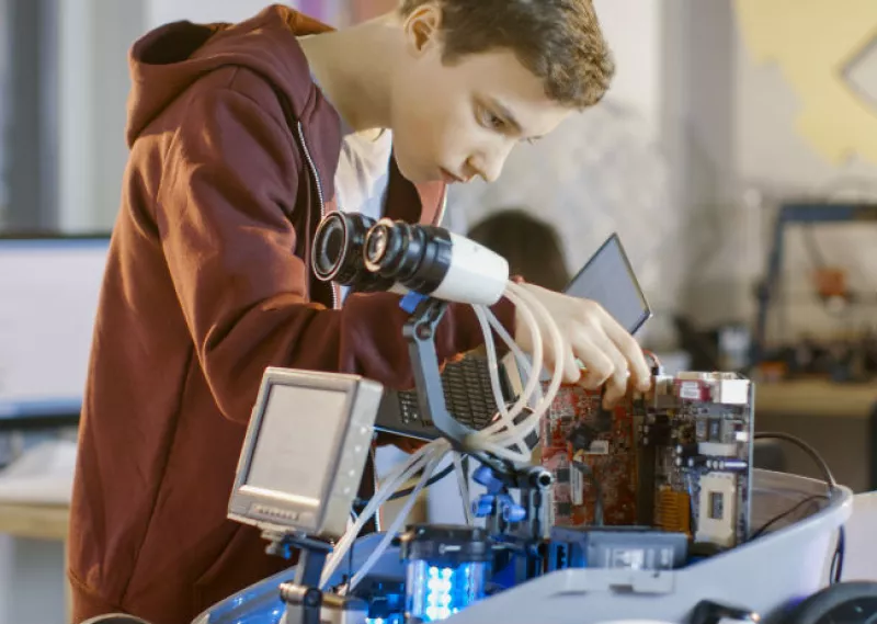 joven y tecnolog�a