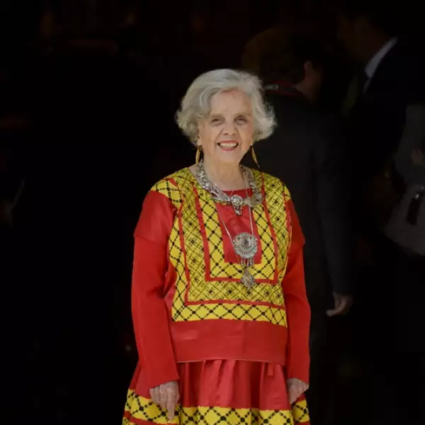 Poniatowska entrega Cervantes 2