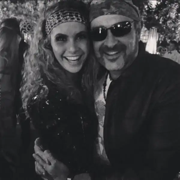 Lucero y Michel aprovechan sus momentos libres para estar juntos y divertirse. Aquí están disfrutando de fiestas con amigos.