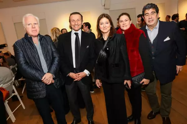 PHOTO-2023-12-02-21-36-03 (1).jpg