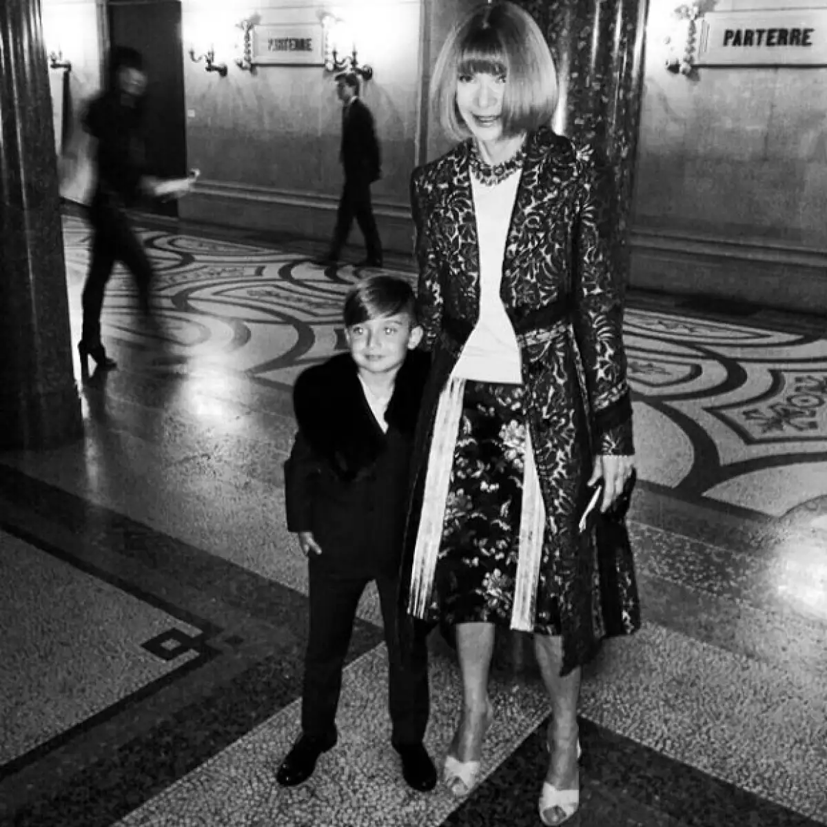 Alonso Mateo con la mismísima Anna Wintour, uno de los nombres más respetados en la moda.