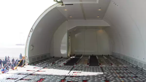 Mexicana MRO avi�n convertido 2