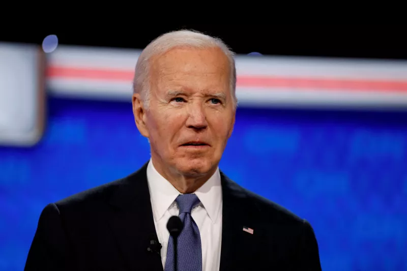 FOTO DE ARCHIVO: El presidente de EE. UU., Joe Biden, asiste al primer debate presidencial organizado por CNN en Atlanta, Georgia, EE. UU., el 27 de junio de 2024.