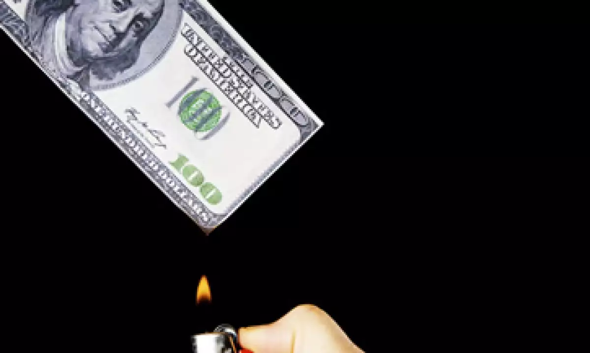 Las agencias Moody’s, Fitch y Standard & Poor’s ya advirtieron a EU que pueden rebajarle su nota. (Foto: Photos to go)