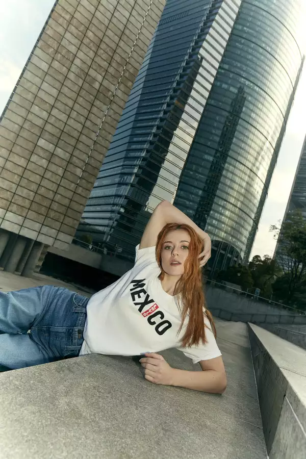 ZUCKI 2.jpg