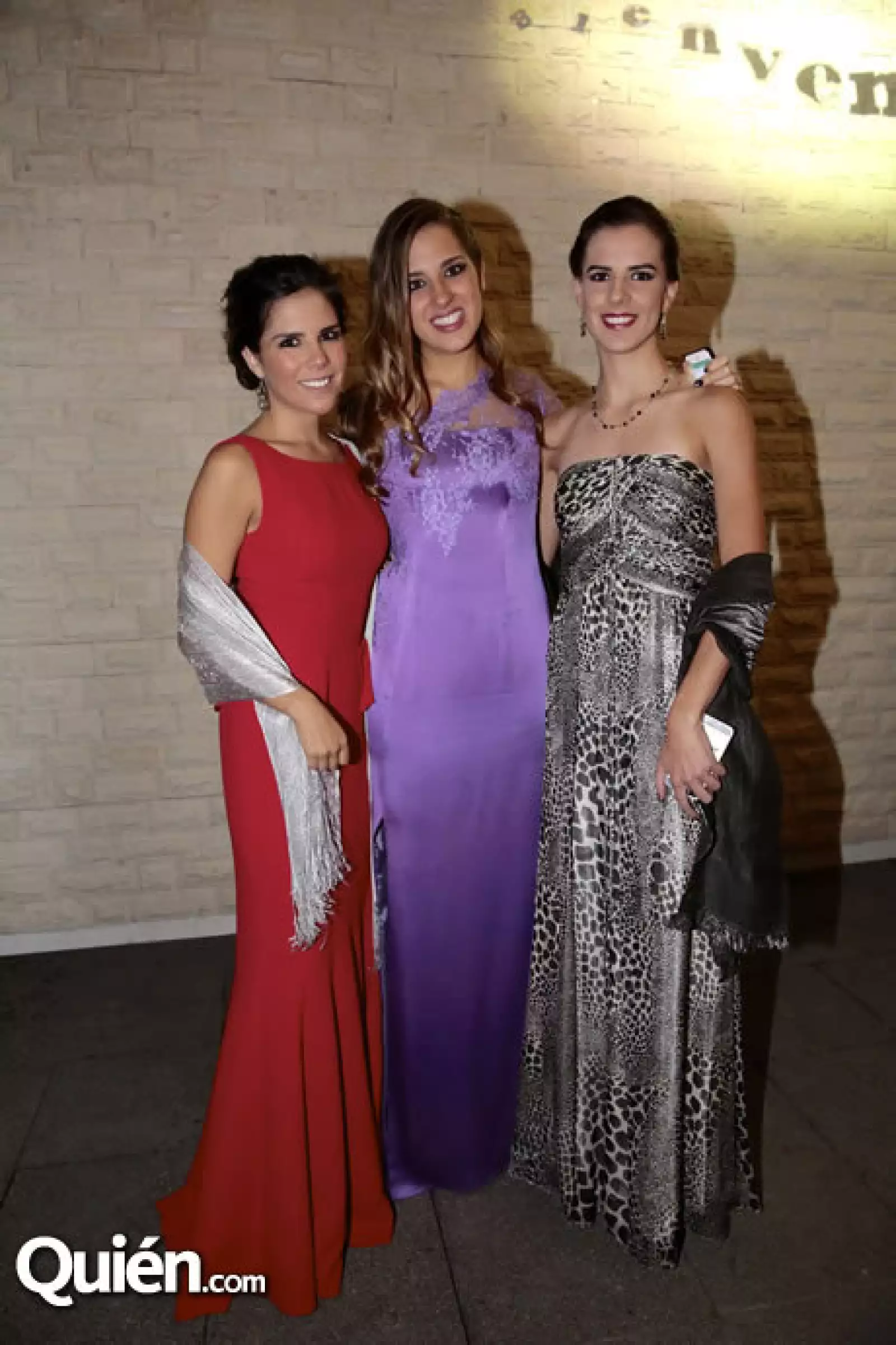 Cristina Ray,Luisa González,Mariana Ray