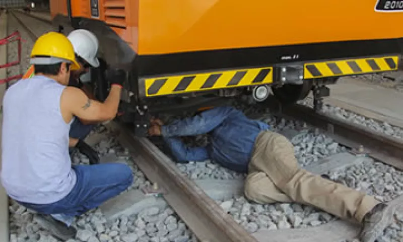 La empresa encargada de la construcción de los trenes ya retiró de circulación a algunos de ellos por no tener condiciones de seguridad. (Foto: Cuartoscuro)
