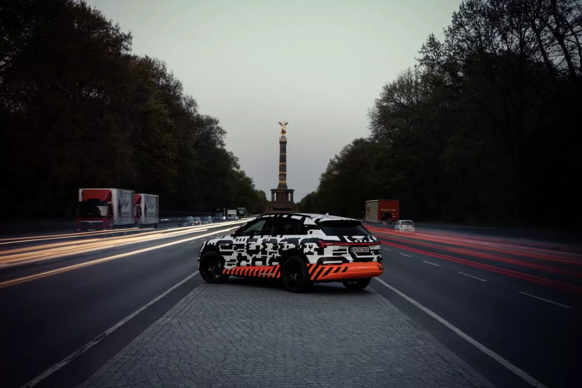 Audi e-tron ptorotype