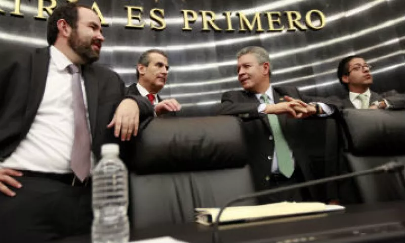 Los trabajos los realizan las comisiones de Energía y Estudios Legislativos Primera del Senado. (Foto: Notimex)