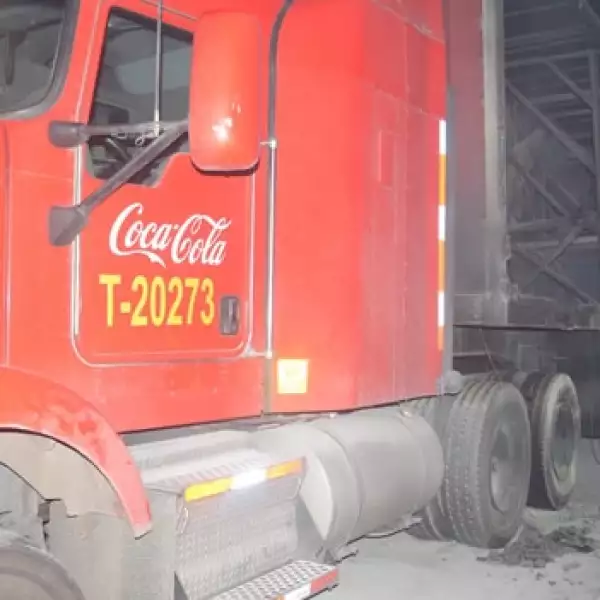 Enfrentamientos entre normalistas y policías federales