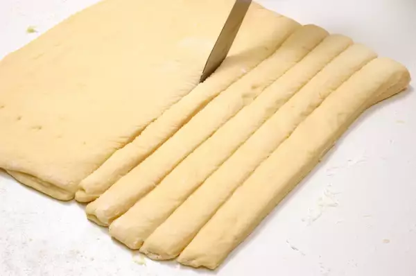 masa para cinnamon roll