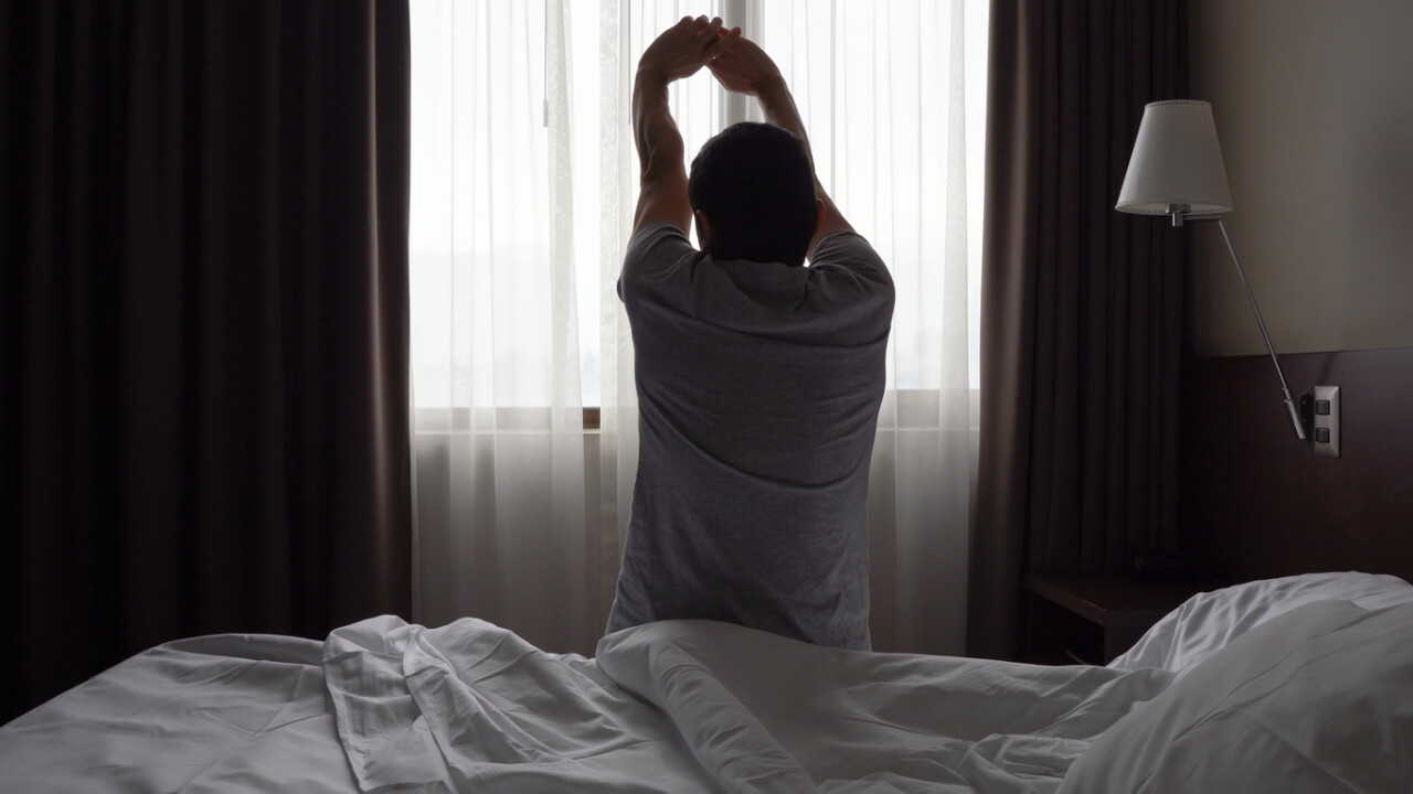 Estos son los beneficios de hacer estiramientos al despertar