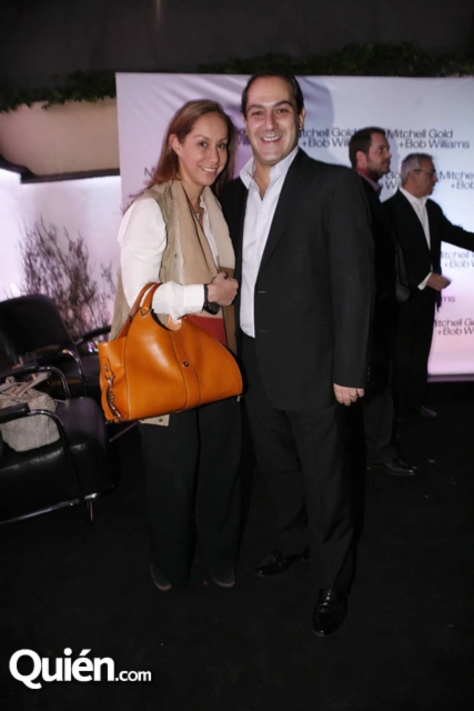 Carla Juan,Mauricio Domínguez