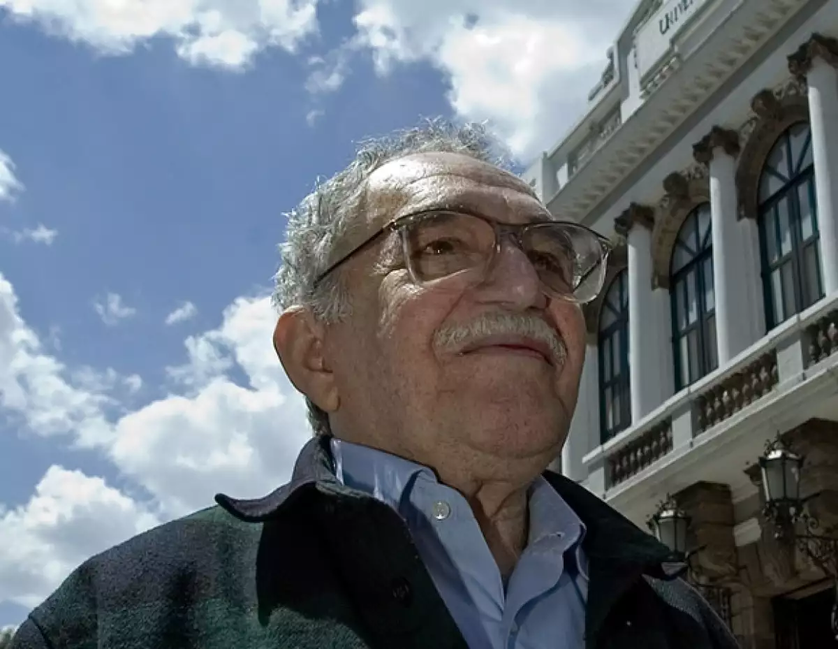 Gabriel García Márquez sólo padece los estragos de la edad, pues acaba de cumplir 85 años.
