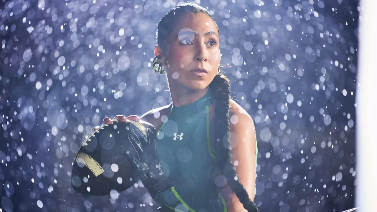 under-armour-diana-flores