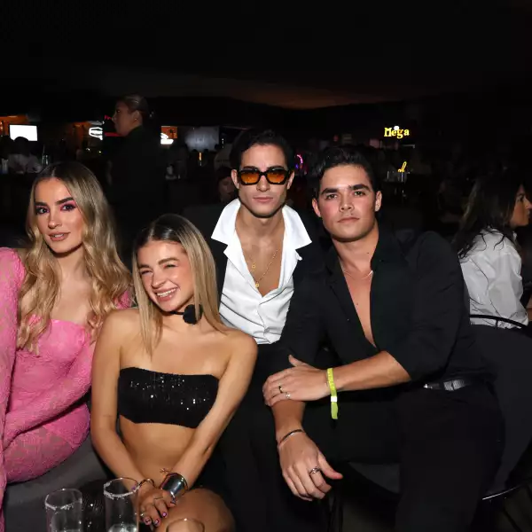 Valeria Aguilar, Carlota Madrigal, Emiliano Medina y Charlie Ló