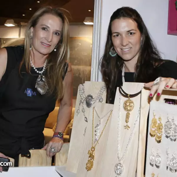 Margara Hernández,Mariana Cielo Rosa