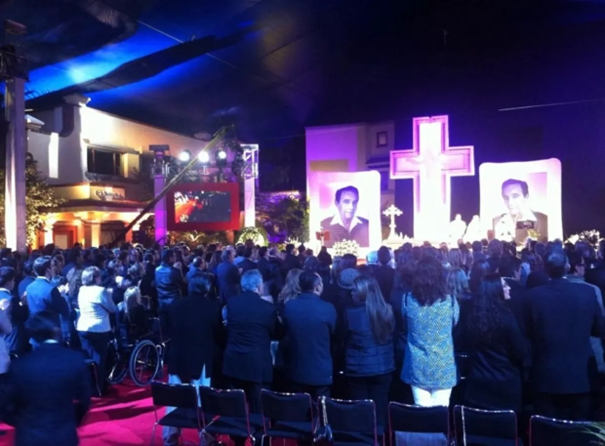 Así decoraron el altar en honor a Roberto Gómez Bolaños.