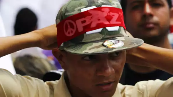 Seguidores del presidente han marchado en un espaldarazo a su líder luego de los violentos enfrentamientos.