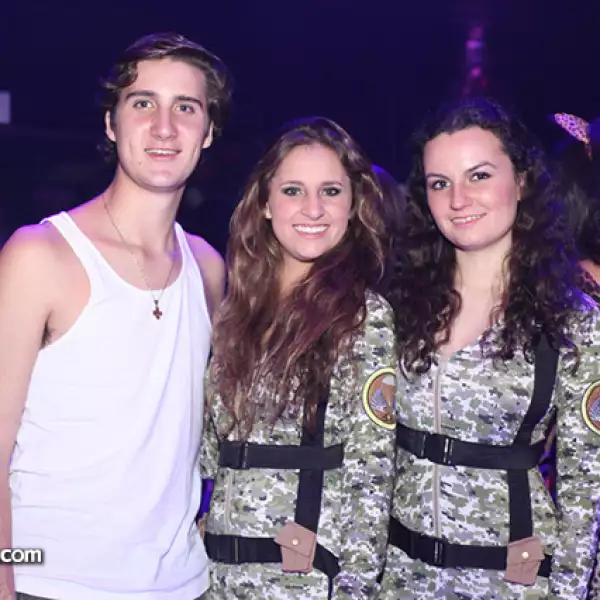 Mario González,Daniela Escobar y Maria Correa