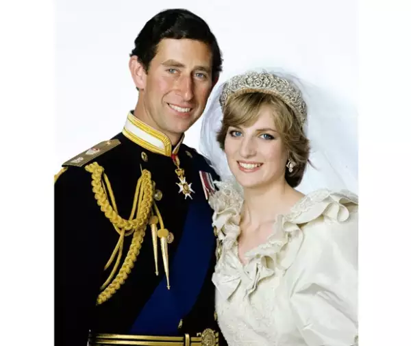 Carlos y Diana tuvieron dos hijos: Guillermo y Enrique.