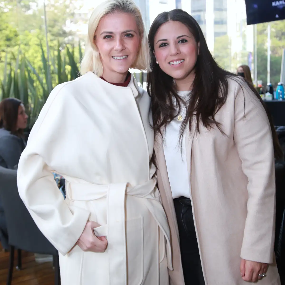 Leonardo Kourchenko y Sissi Cancino en la presentación de Moders 2022