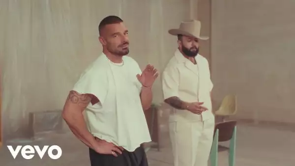"A medio vivir" estará disponible hoy a las 6 pm.