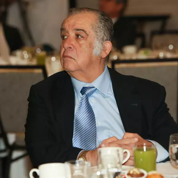 100 años de confiar