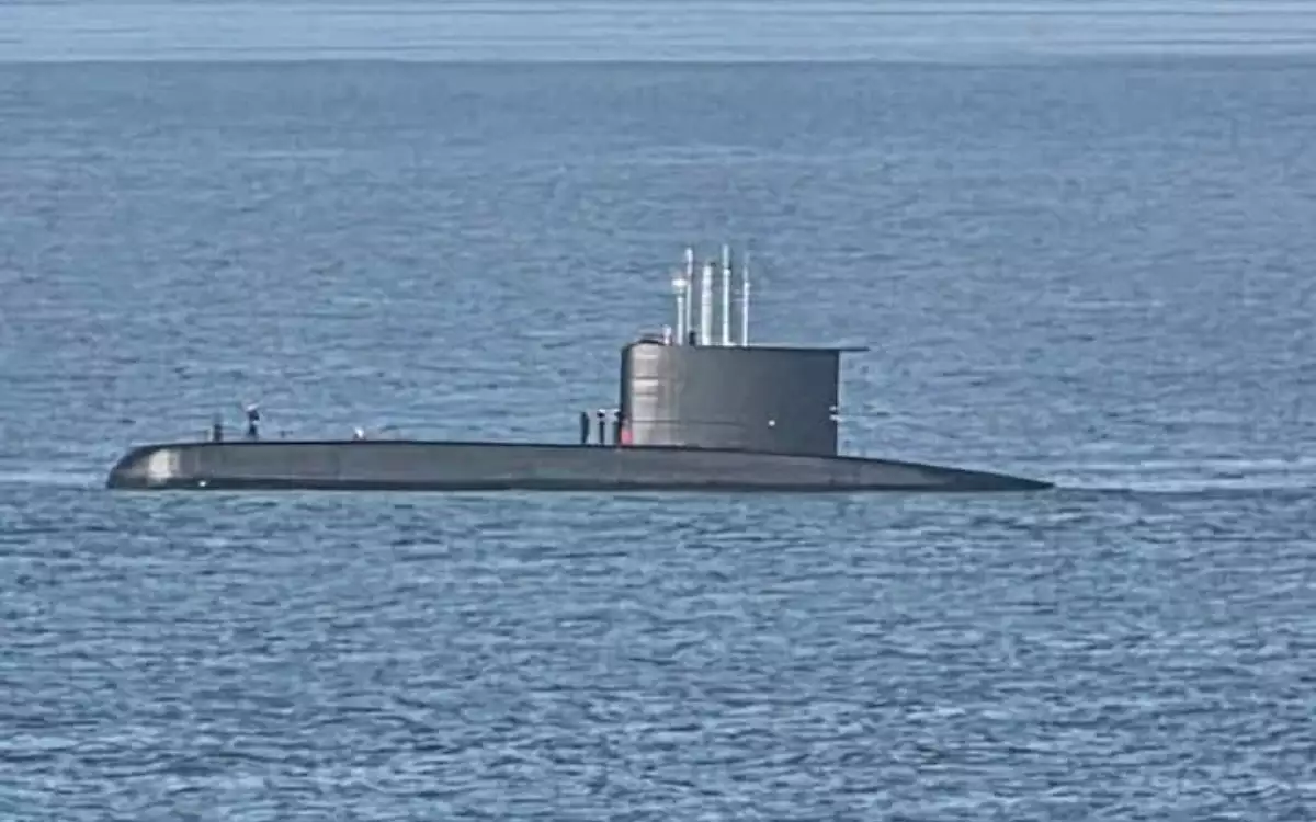 Un submarino chileno navega en Puerto Vallarta; Secretaría de Marina emite recomendaciones 